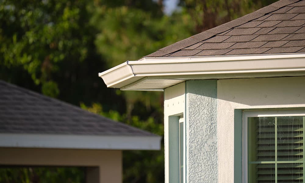 Drip edges are made of various metallic materials, including aluminum, galvanized steel, and copper.