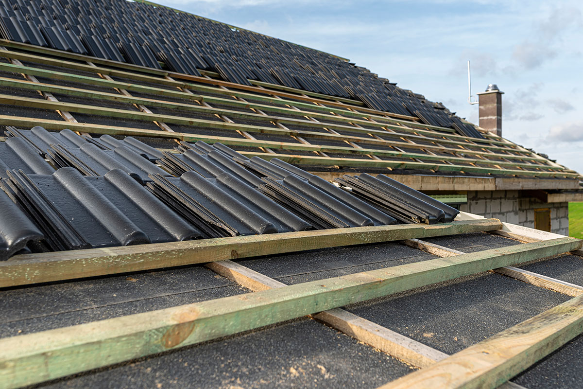 Heated roof mats covered on large surface area on the roof.